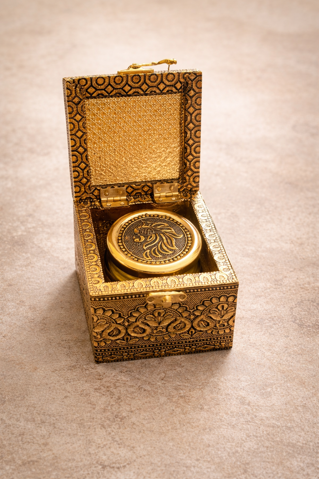 Jar Candle & Keepsake Chest Set